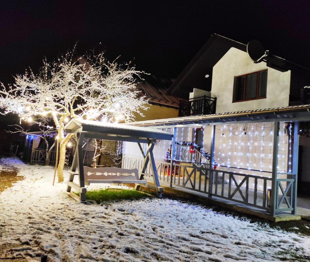 Hotel Фенікс Yaremche Exterior foto
