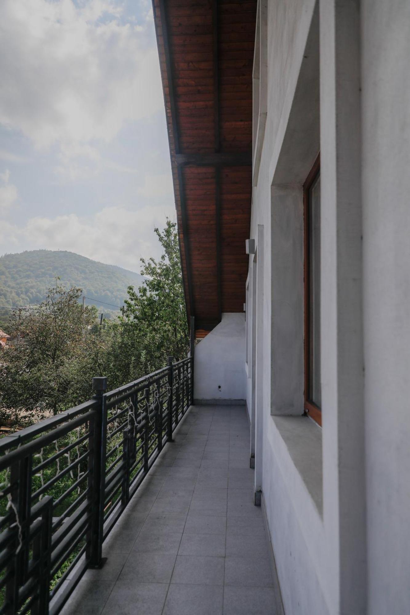 Hotel Фенікс Yaremche Exterior foto